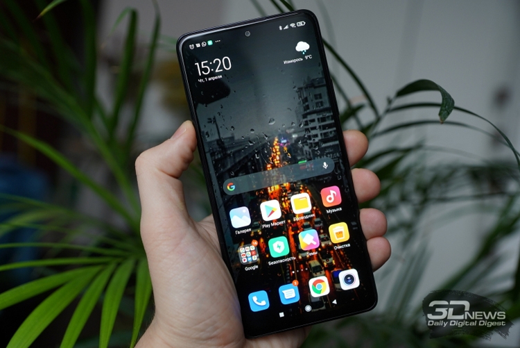 Xiaomi заняла первое место на в России по продажам смартфонов — она захватила почти треть рынка