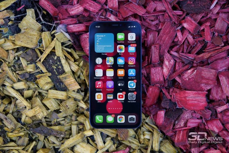 На iPhone 12 пришлась треть квартальной выручки на рынке смартфонов